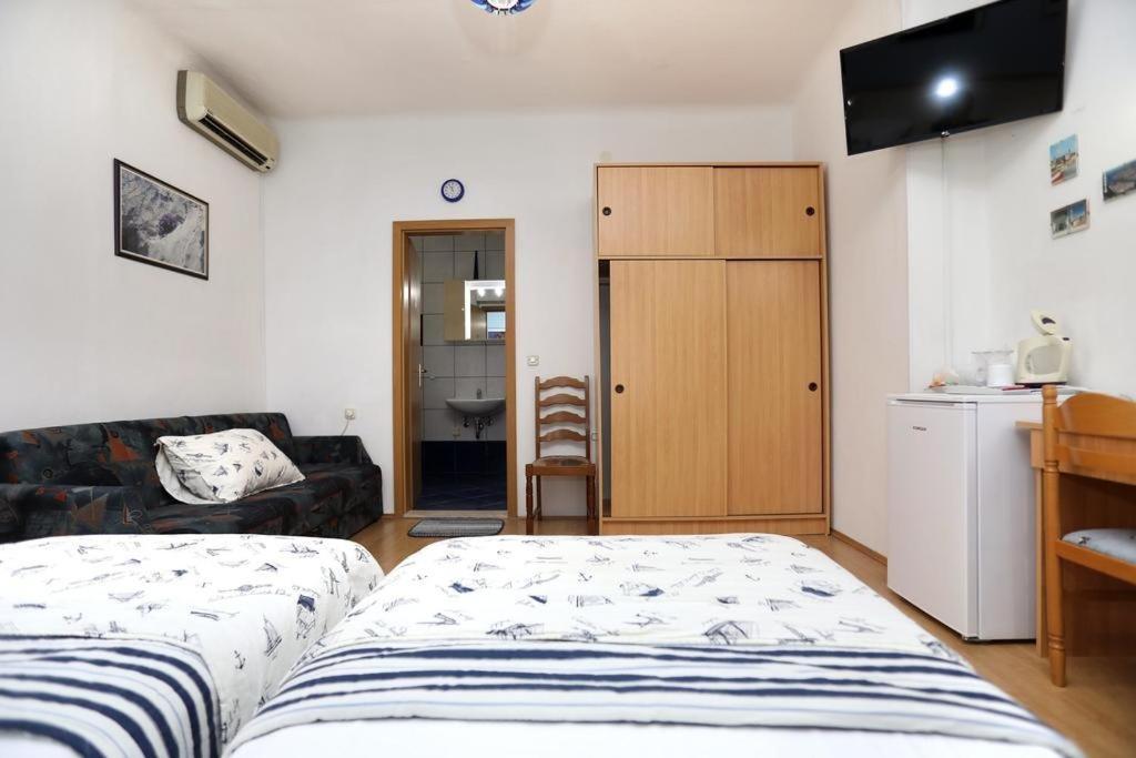 Rooms With A Parking Space Trogir - 17442 Phòng bức ảnh